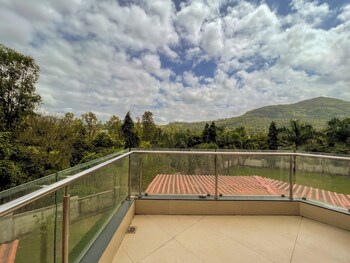 cosmicstays lilac villa luxury villa