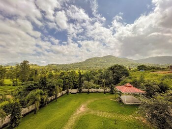 cosmicstays lilac villa luxury villa