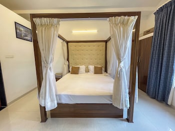 cosmicstays lilac villa luxury villa