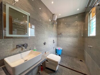 cosmicstays lilac villa luxury villa