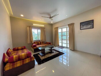 Cosmicstays Lilac Villa Luxury Villa,,3 star