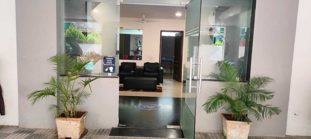 ssapphire asta apartments