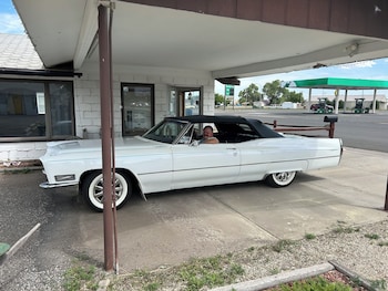 Powell Jet Motor Inn,737 E 2Nd St,2 star