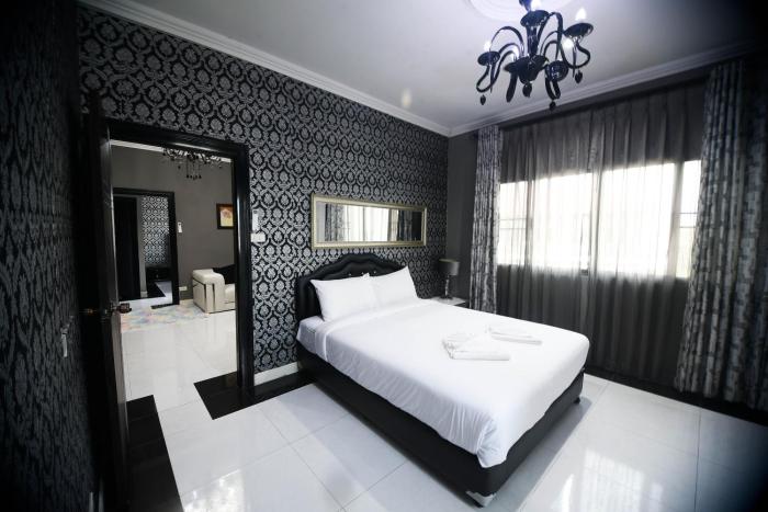 golden star pattaya