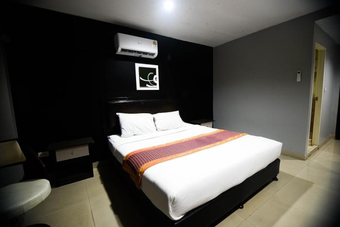 golden star pattaya