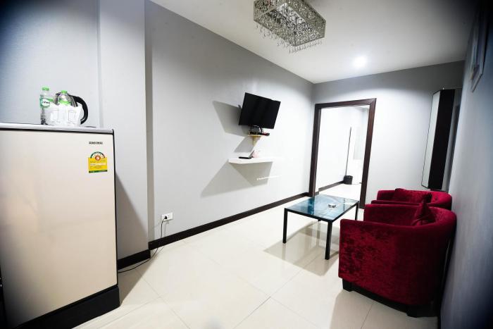 golden star pattaya