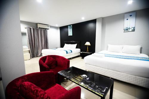 golden star pattaya
