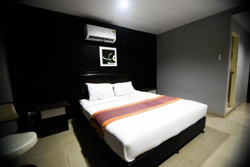 golden star pattaya