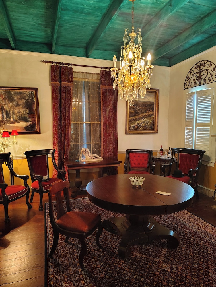 lafleur guest house