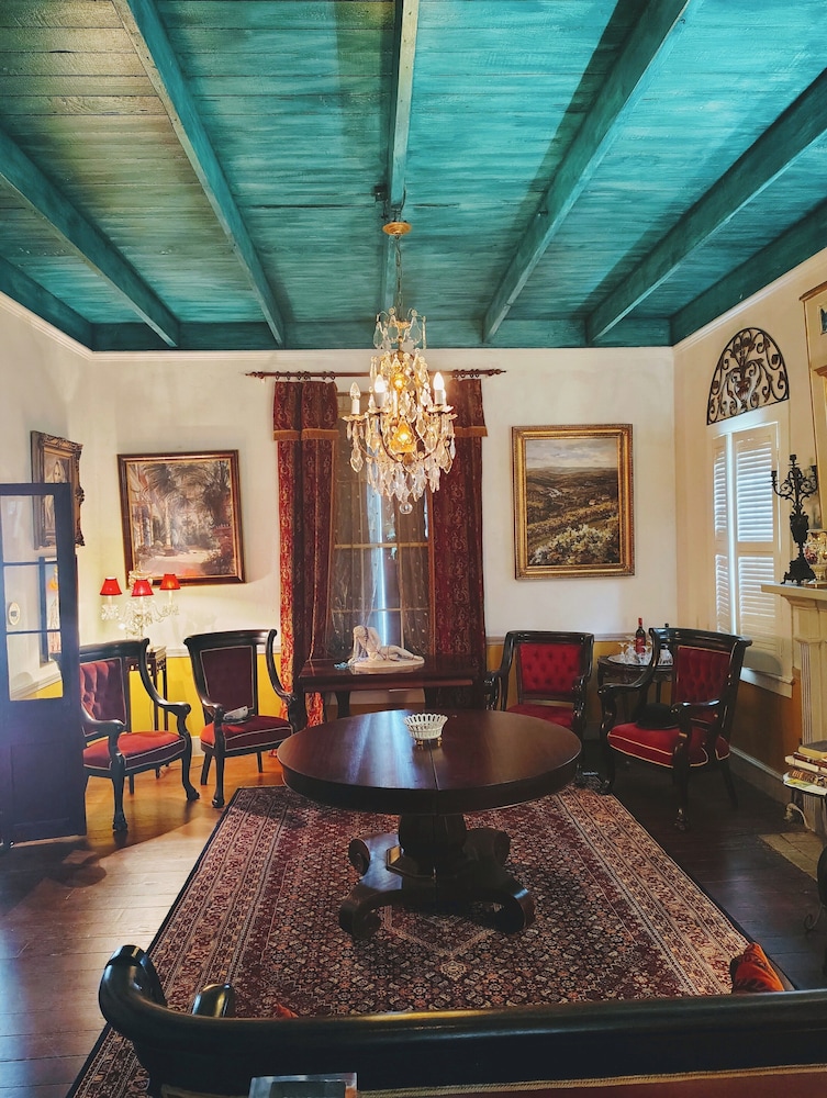 lafleur guest house