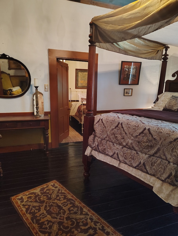 lafleur guest house