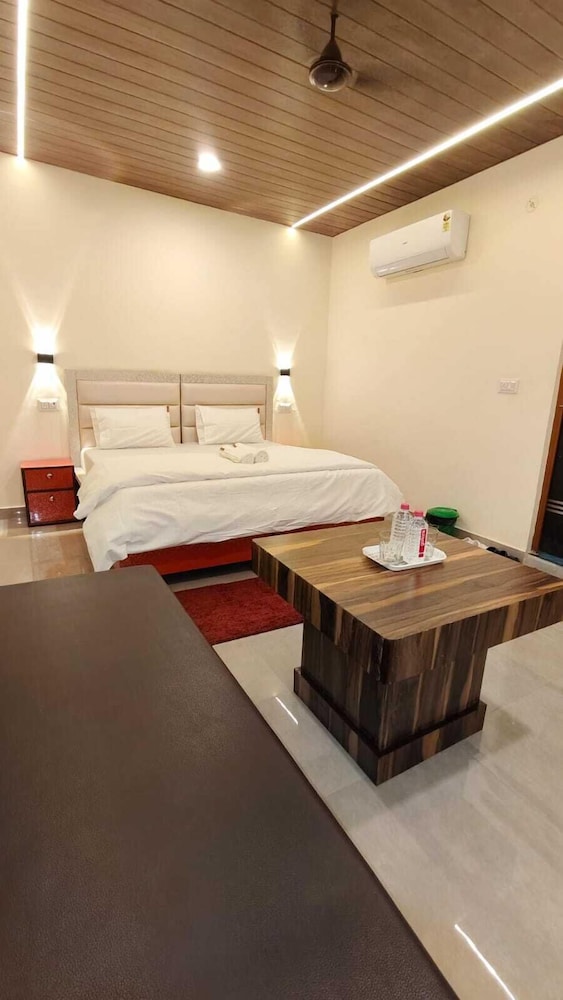 sunrise homestay agra rooftop view taj mahal