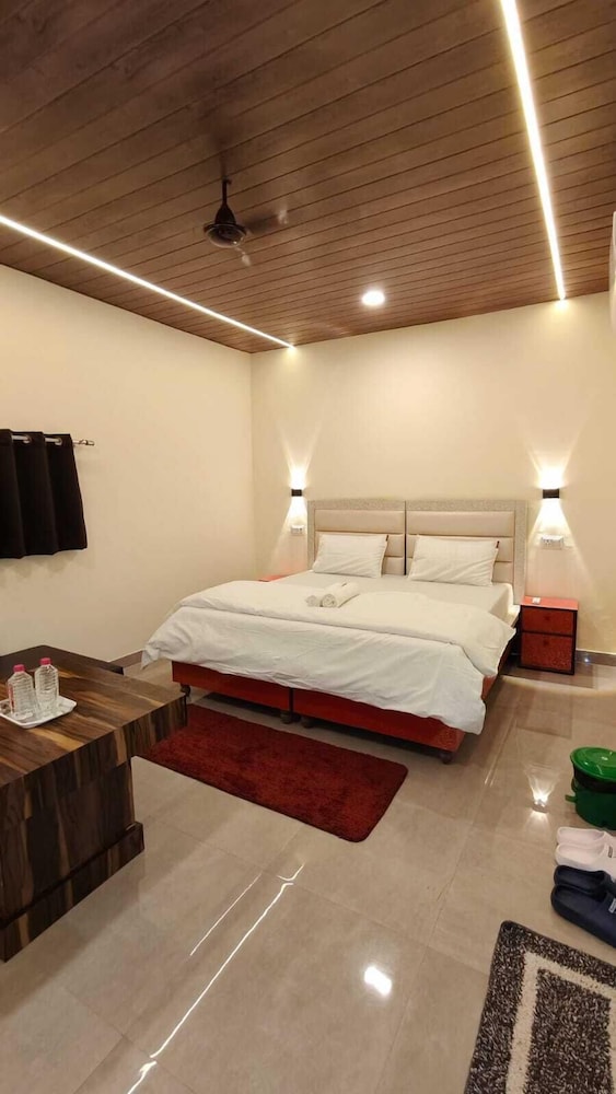 sunrise homestay agra rooftop view taj mahal