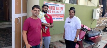 sunrise homestay agra rooftop view taj mahal