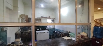 sunrise homestay agra rooftop view taj mahal