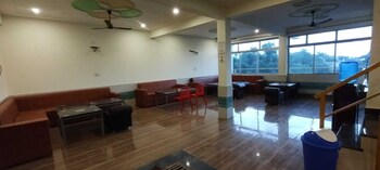 sunrise homestay agra rooftop view taj mahal