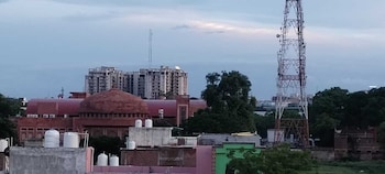 sunrise homestay agra rooftop view taj mahal