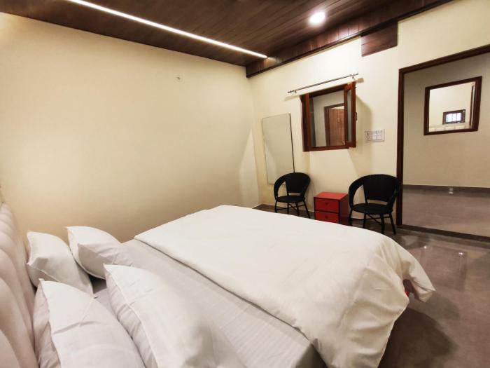 sunrise homestay agra rooftop view taj mahal