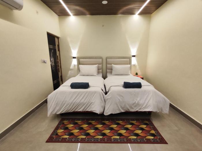 sunrise homestay agra rooftop view taj mahal