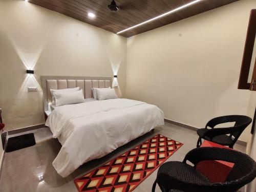 sunrise homestay agra rooftop view taj mahal