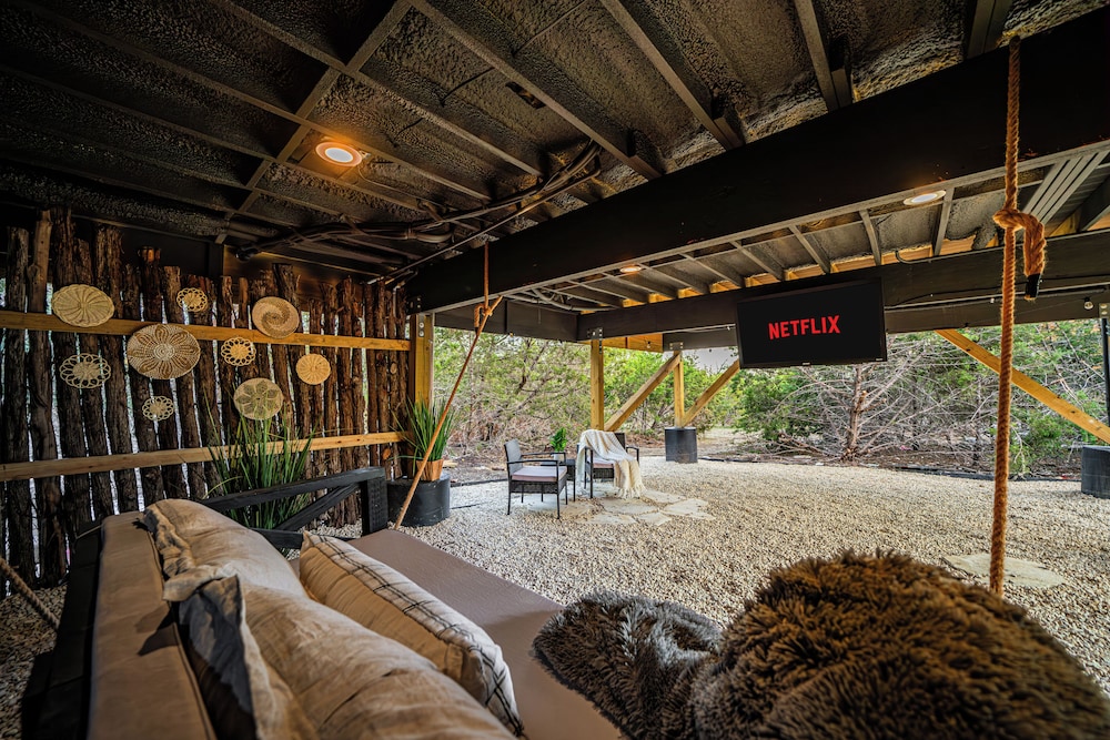 hera treehouse fredericksburg