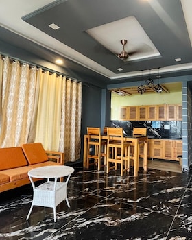 diva nest i luxury i 1bhk i homestay