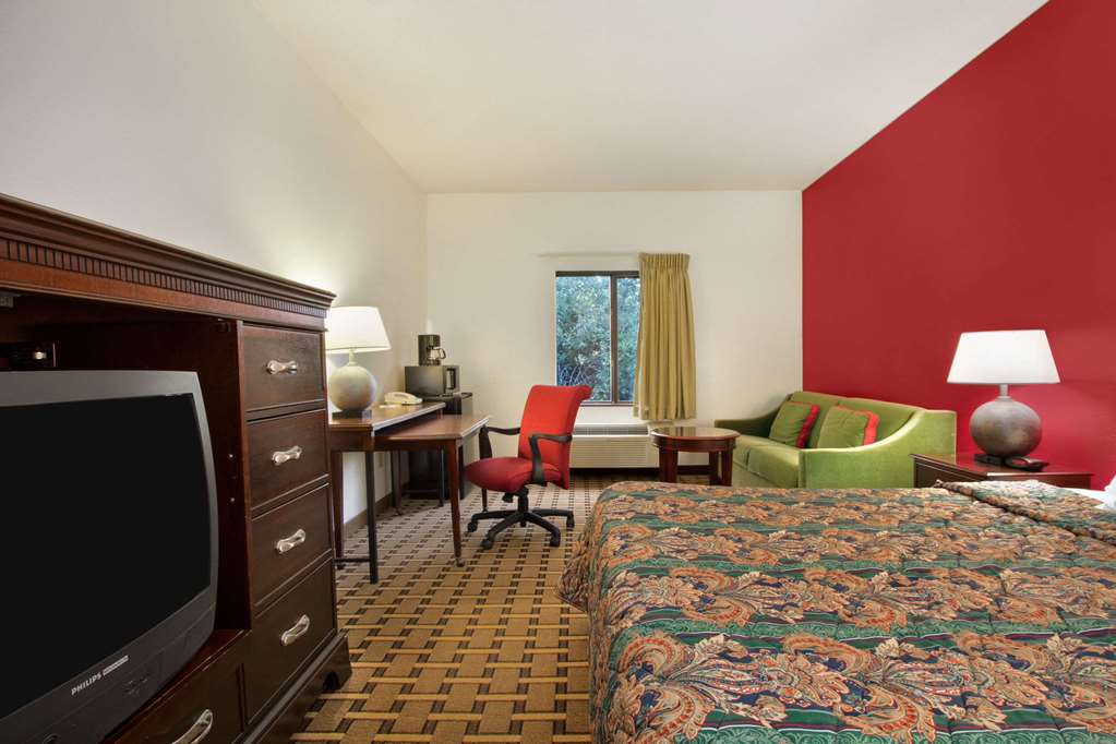 days inn by wyndham greenville south mauldin