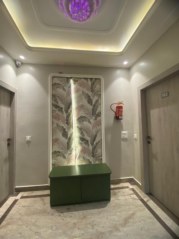 hotel h inn