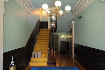 The Ashbrook Hotel,,4 star