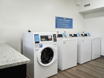 Stayapt Suites Waco,2340 Creekview Dr.,3 star