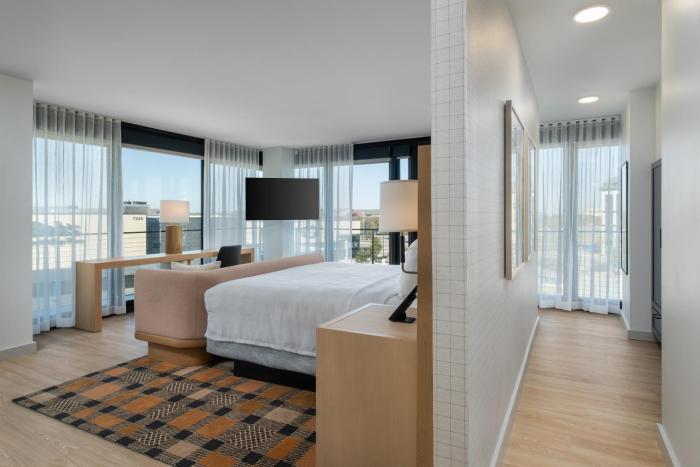denizen hotel