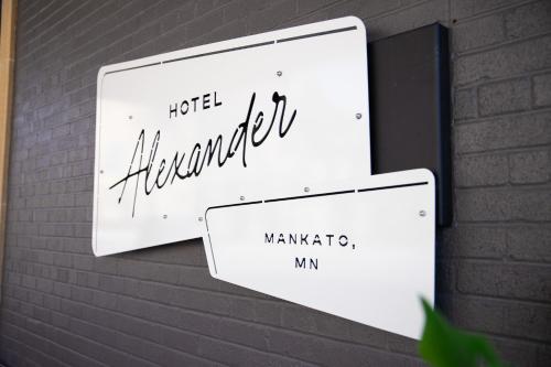 hotel alexander