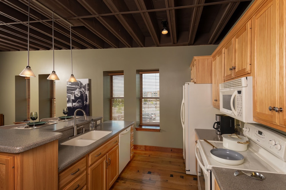 3rd street lofts