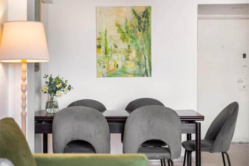 ben yehuda green charm by sea n rent