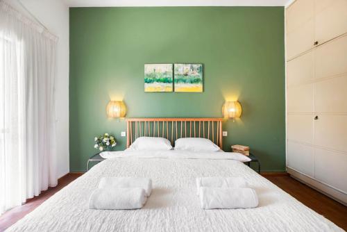ben yehuda green charm by sea n rent