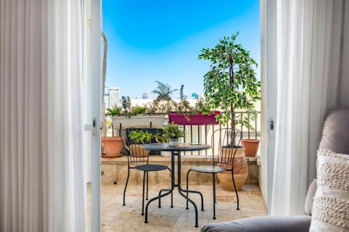 ben yehuda green charm by sea n rent