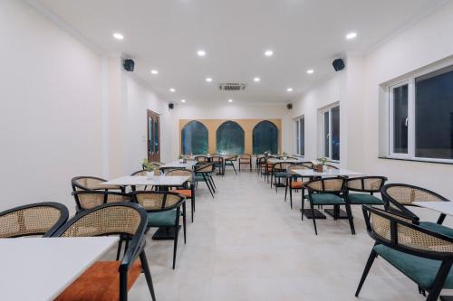 treebo premium aasma courtyard