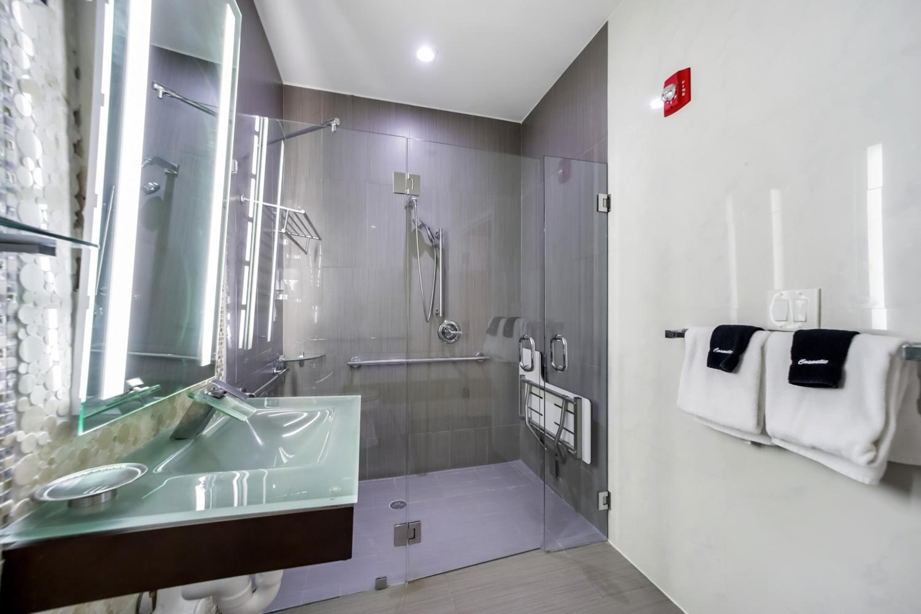 ithaca of south beach hotel