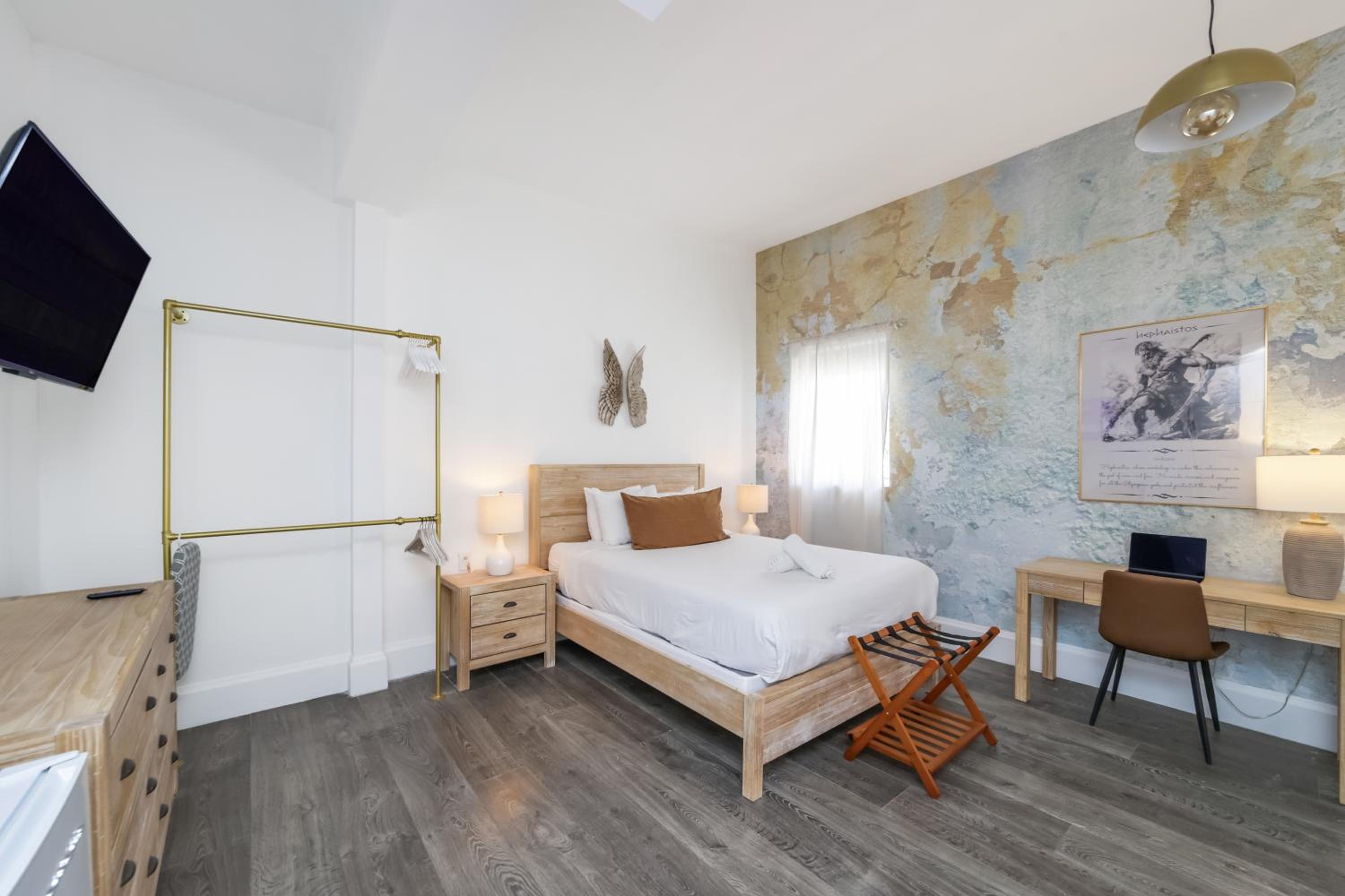 ithaca of south beach hotel