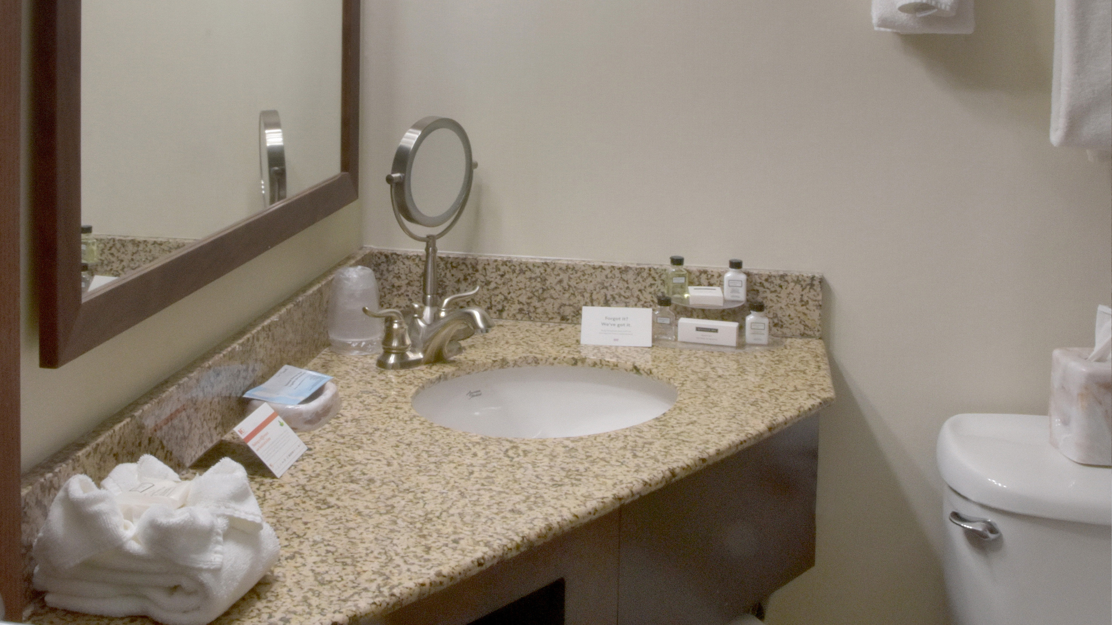 crowne plaza cleveland airport by ihg
