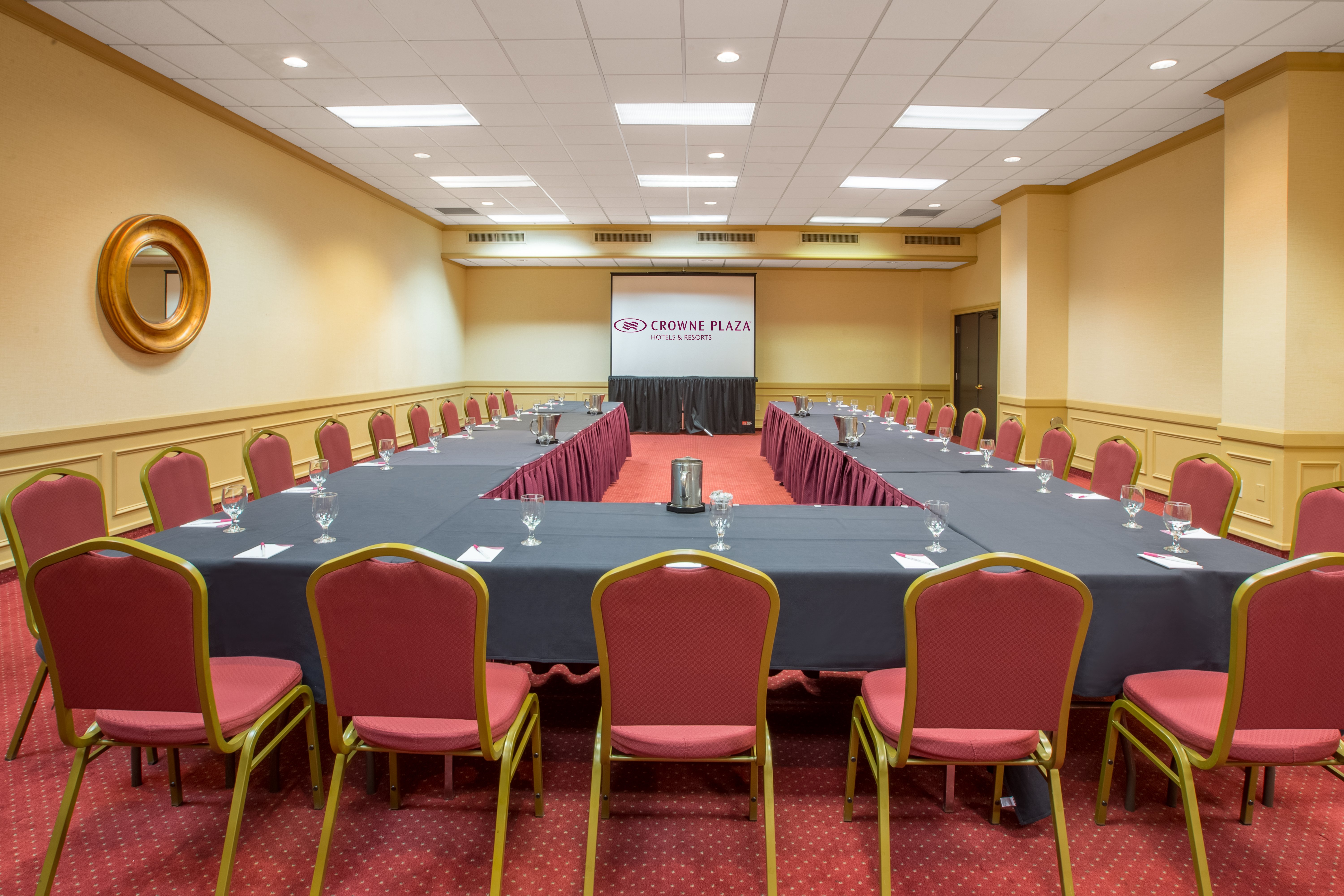 crowne plaza cleveland airport by ihg