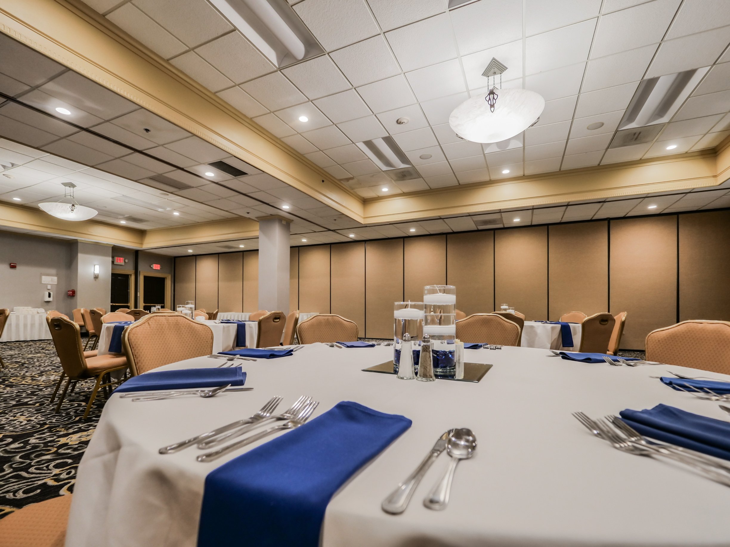crowne plaza cleveland airport by ihg