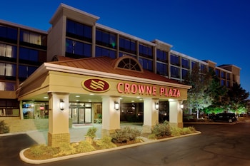 Crowne Plaza Cleveland Airport By Ihg,Cleveland>>Brook Park,4 star