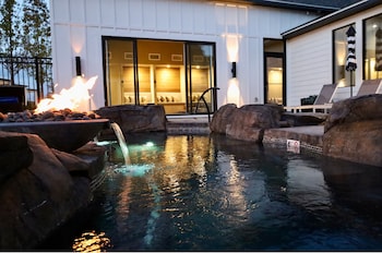 Xhale Resort And Spa,,2 star