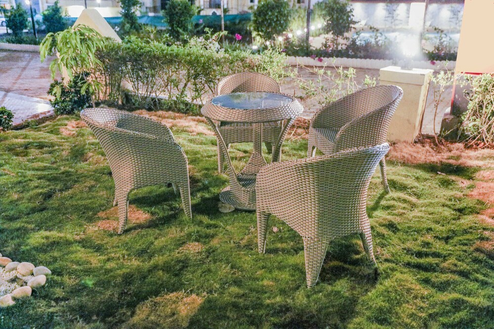 3bhk w pool sunset palazzo by universe villas