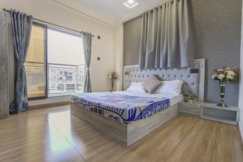 3bhk w pool sunset palazzo by universe villas