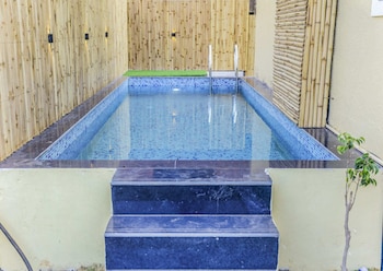 3bhk w pool sunset palazzo by universe villas