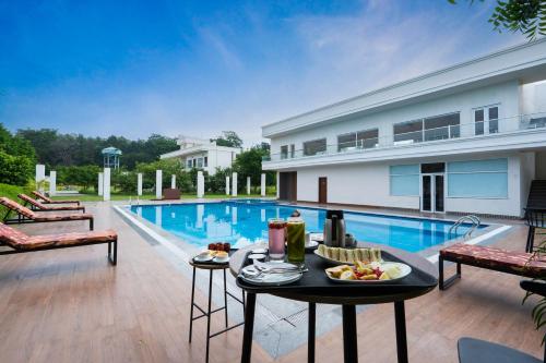 Corbett The Regnum Resort,,4 star