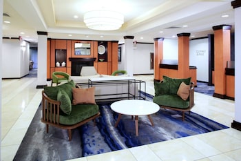 fairfield inn and suites milledgeville
