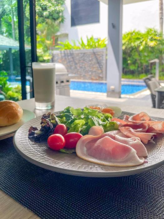 tropical haven 4 bedroom pool villa